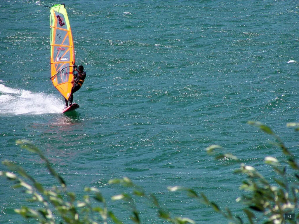 Thematisch passendes Bild zu Surfen auf Sardinien - Abschnitt 2