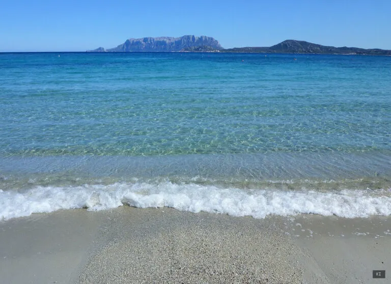 Sardinien Campingplatz direkt am Strand: 5 Tipps für deinen perfekten Urlaub
